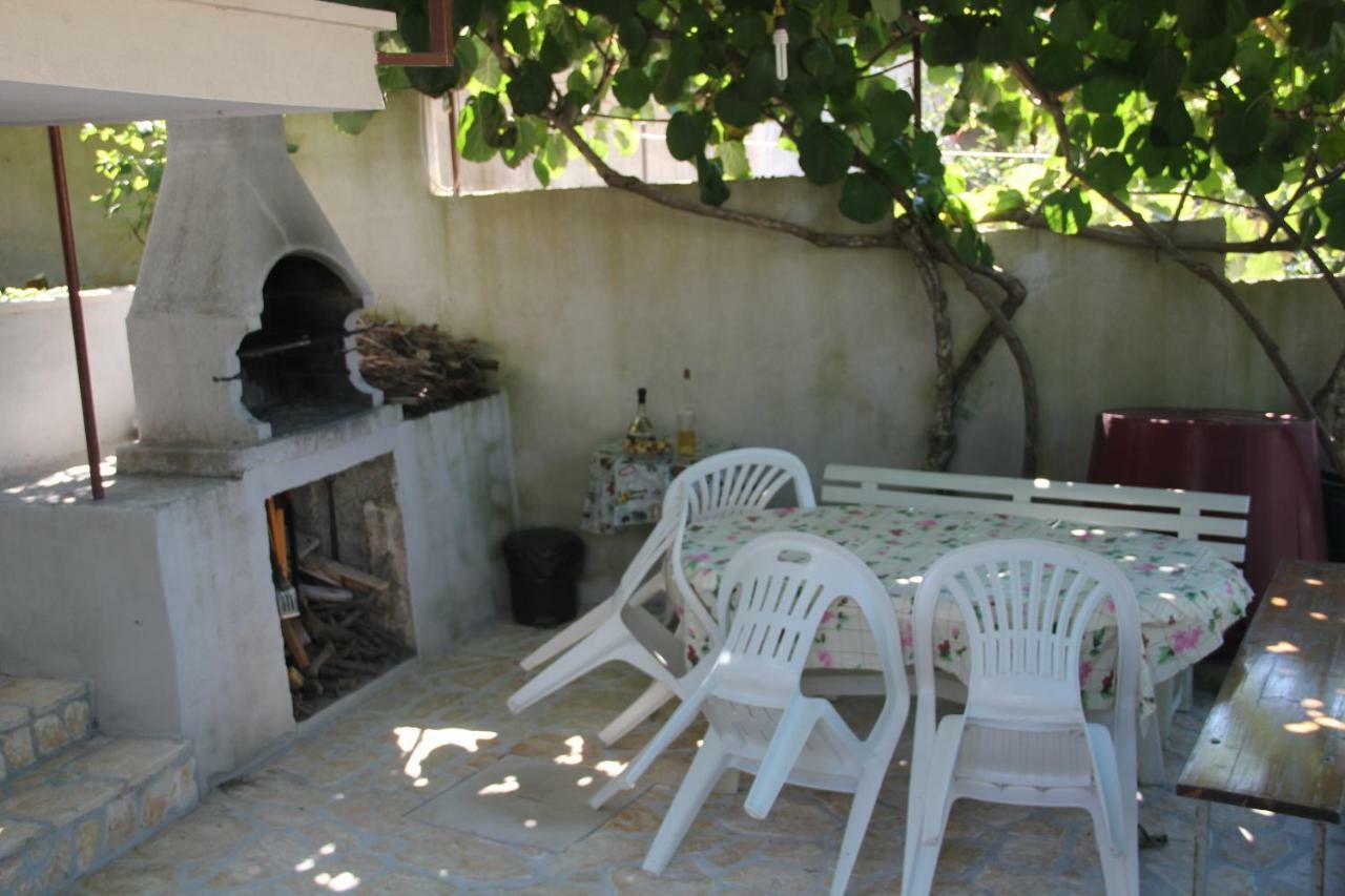 Apartamento App Dujmovic Supetar Exterior foto