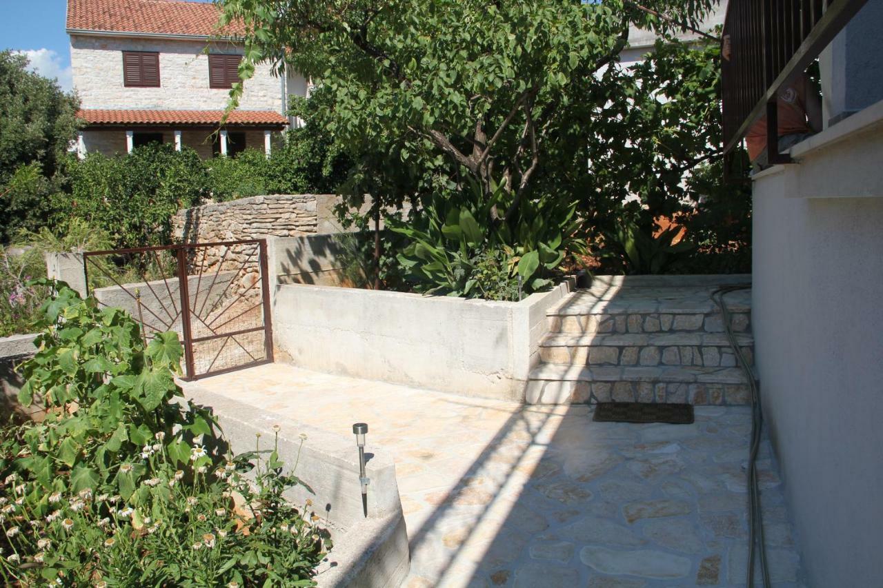 Apartamento App Dujmovic Supetar Exterior foto