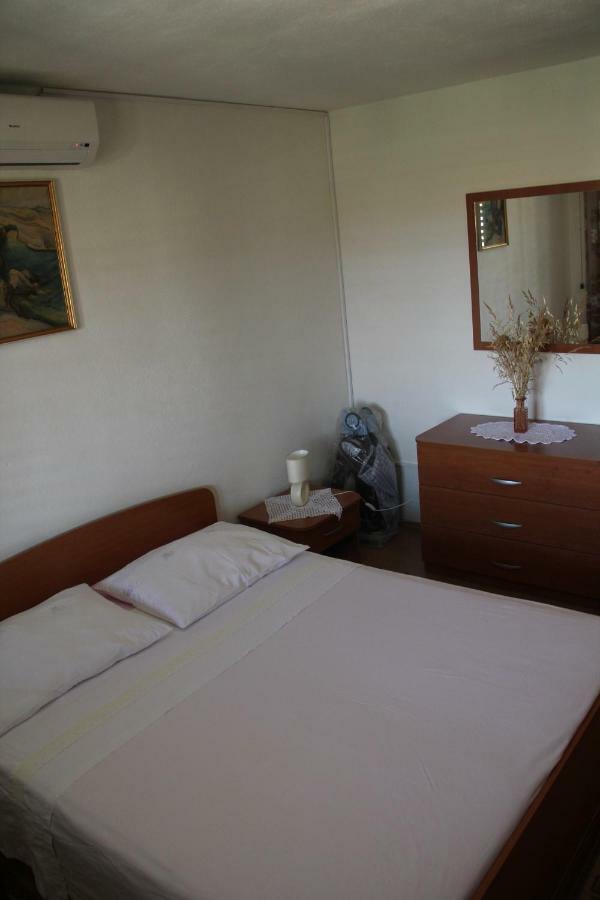Apartamento App Dujmovic Supetar Exterior foto