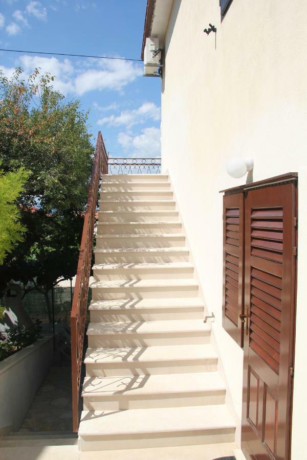 Apartamento App Dujmovic Supetar Exterior foto